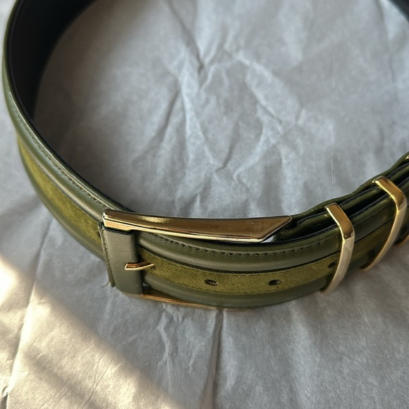 Vintage Carlisle army green leather suede wide belt, Size XSM - Picture 15 of 16